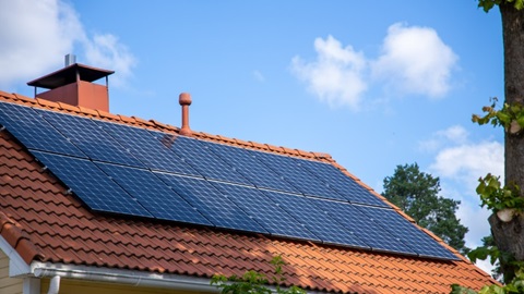 fin-du-compteur-qui-tourne-a-lenvers-wallonie-panneaux-solaires